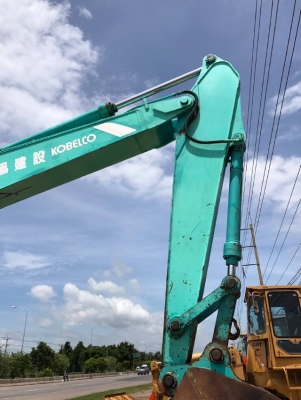 ขายรถแบคโฮ KOBELCO SK200 MARK 5 SUPER รถนอกนำเข้าเองจากญี่ปุ่น สภาพสวยพร้อมใช้งาน มีVDOการทำงานครับ