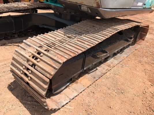 ขายรถแบคโฮ KOBELCO SK200 MARK 5 SUPER รถนอกนำเข้าเองจากญี่ปุ่น สภาพสวยพร้อมใช้งาน มีVDOการทำงานครับ