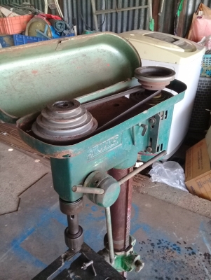 สว่านแท่นคิงพร้อมใช้ เก่าแต่แจ๋ว สว่านแท่นคิงพร้อมใช้ เก่าแต่แจ๋ว