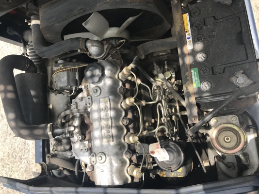 ขายรถโฟล์คลิฟท์มือสองสภาพดี KOMATSU รุ่น FD15H-15 เครื่องดีเซล เบาะยางสภาพดี นำเข้าเองจากประเทศญี่ปุ่น 100\% ไม่เคยผ่านการใช้งานในไทย ขายรถโฟล์คลิฟท์มือสองสภาพดี KOMATSU รุ่น FD15H-15 เครื่องดีเซล เบาะยางสภาพดี นำเข้าเองจากประเทศญี่ปุ่น 100\% ไม่เคยผ่านการใช้งานในไทย