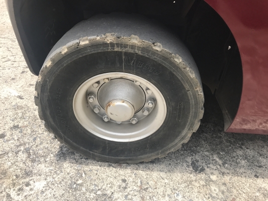 ขายรถโฟล์คลิฟท์มือสองสภาพดีเยี่ยม TOYOTA รุ่น 7FD25 เครื่องดีเซล เบาะยางสภาพสวย สามารถสไลด์งาออโต้ !! นำเข้าเองจากประเทศญี่ปุ่น 100\% ไม่เคยผ่านการใช้งานในไทยเลย