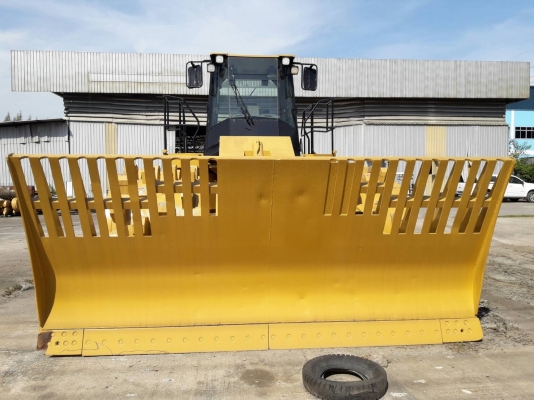 CATERPILLAR 826 G  รถดันดิน ดันขยะ