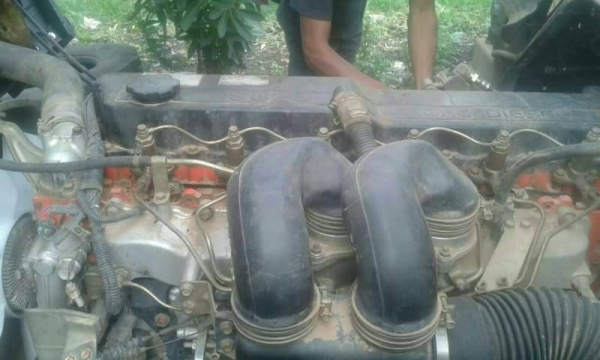 ISUZU 210