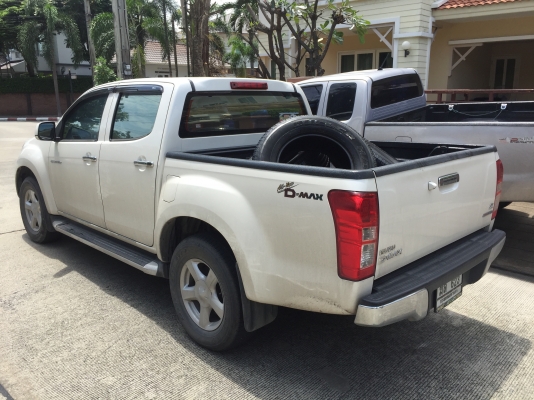 ยาง Bridgestone 265 65 17 ปี15 ดอกเต็ม ใช้ยาว ราคาไม่แพง