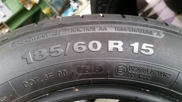 Apollo มี1เส้น 185-60R15 ยางดอกป้ายแดงปี15 สวยสด ไม่มีปะ