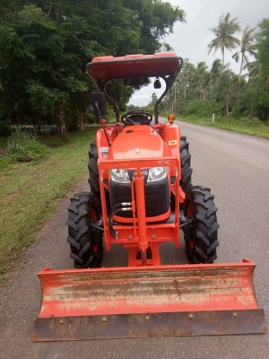 รถไถคูโบต้าL3608SP รถเกรดเอ!! #สวยมากๆเหมือนได้รถใหม่ ใช้งานแค่141 ชม (พีทีโอไม่เคยใช้งานเลย) สีเดิมๆ100 \% #มาพร้อมดันหน้า+ผานพรวน