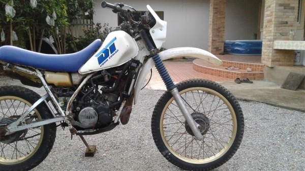 ขาย DT125 ตัวนอกทะเบียนโอนเครื่องดีเหมาะเอาไปเก็บอะไหล่ต่อ