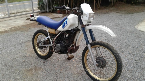 ขาย DT125 ตัวนอกทะเบียนโอนเครื่องดีเหมาะเอาไปเก็บอะไหล่ต่อ ขาย DT125 ตัวนอกทะเบียนโอนเครื่องดีเหมาะเอาไปเก็บอะไหล่ต่อ