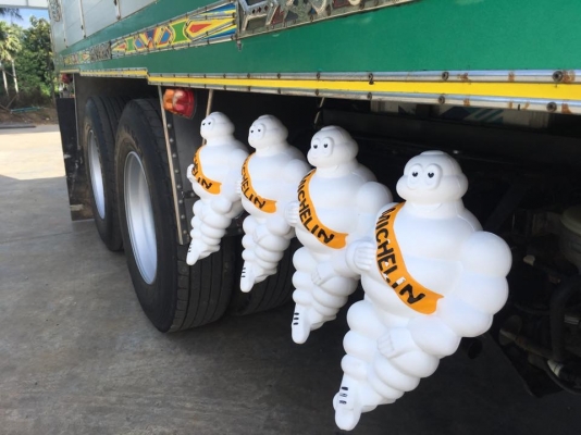 Hino mega เครื่อง 260 ปี 47 ดั้มพ์แม่ลูก 2 เพลา สภาพสวยเดิมบางพร้อมใช้ ยางดี ใส่ของได้ 30 ตัน ราคาขาย 1,870,000 บาท