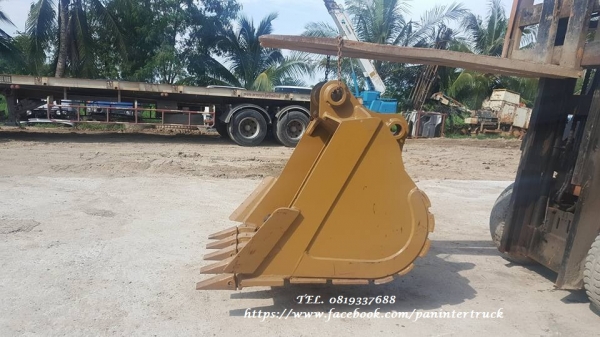 สินค้าใหม่ (ประกอบจากเมืองนอก) BUCKET บุ๊งกี๋สำหรับรถขุดไซค์ 200 ,220 /สลัก 80 มิล/ แบบมีปีกข้าง/ ปากกว้าง:42 นิ้ว /ราคาเพียง(ใบละ) 42,000 บาท สนใจรีบติดต่อ 0819337688