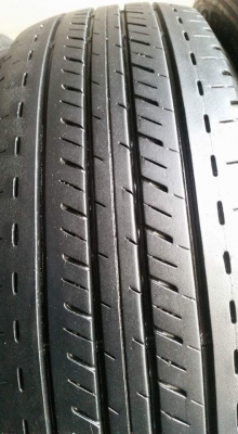 บริดสโตนทัวแรนซ่า มี2เส้น 205-70R15 ยางดอกแน่นปี15