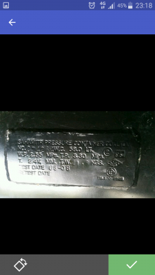 ถังแก๊ส LPG พร้อมอุปกรณ์ติดตั้งตัวถังครบครัน ถังแก๊ส LPG พร้อมอุปกรณ์ติดตั้งตัวถังครบครัน