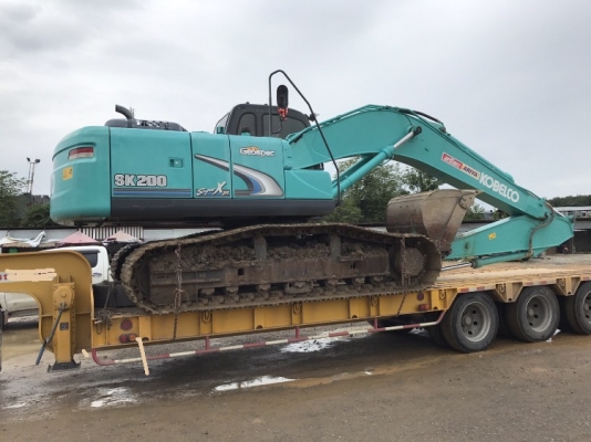 ขายด่วน!! Kobelco SK200-8 YN12 SUPER XM ไมล์ ชม. 4,000 สภาพสวยมากค่ะ