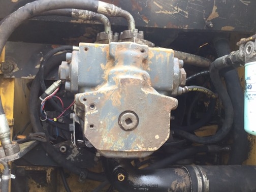 รถขุด KOMATSU PC200-7