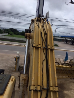 รถขุด KOMATSU PC200-7