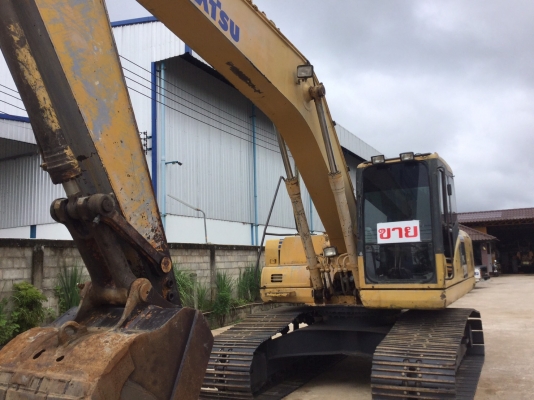 รถขุด KOMATSU PC200-7