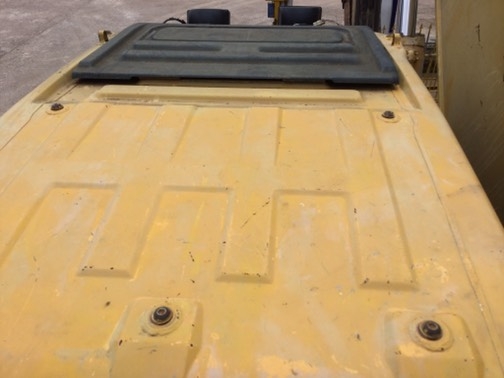 รถขุด KOMATSU PC200-7