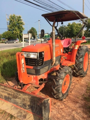 kubota34อุปกรณ์3ชิ้น เล่มทะเบียนพร้อมโอน สวยๆเดิมๆ