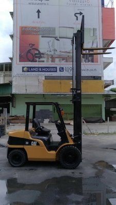 CATขนาด3ตันรุ่นใหม่ล่าสุด เสาสูง4เมตร เกียร์ออร์โต้ เครื่องยนต์ดีเซลS4S รับประกันเครื่องเกียร์3เดือน