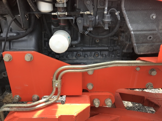 ขายรถไถคูโบต้า M8540(4WD)2เพลา สภาพสวยๆเดิมๆทุกจุดค่ะ ใช้งานแค่ในสวน  ทำงานใช้งาน 1,500 ชั่วโมงจดทะเบียนปี 54    ขายราคา 798,000 บาท อุปกรณ์ใบดันหน้า และ ผาน7 สนใจโทร 081-9136451 , 087-8390653 ขอดูรูปเพิ่มเติมได้ทาง line:bow6451 ค่ะ  ราคาพร้อมจัดส่งฟรีค่ะ