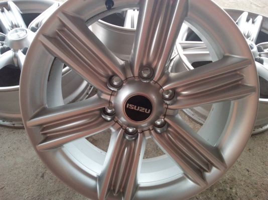 ล้อ isuzuบลูเพาเวอร์ ขอบ18 ถอดป้ายแดง