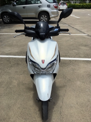 ขายhonda moove ปี2016
