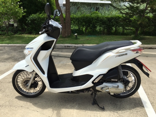 ขายhonda moove ปี2016