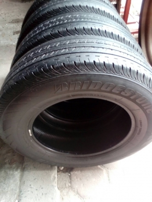 215/70R16 BRIDGESTONE DURAVIS R611  ชุด 4 เส้น โทร.081-427-3941