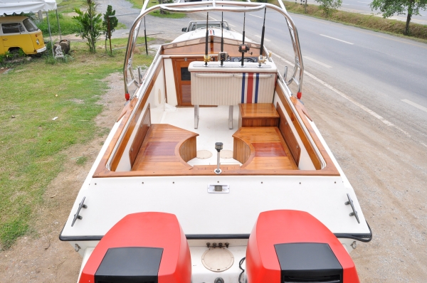 ขายเรือยอร์ช ...... Fountain เป็นเรือความเร็วสูง  ........... 33 ฟุต ( เรือนอก )