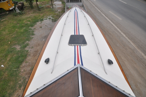 ขายเรือยอร์ช ...... Fountain เป็นเรือความเร็วสูง  ........... 33 ฟุต ( เรือนอก )