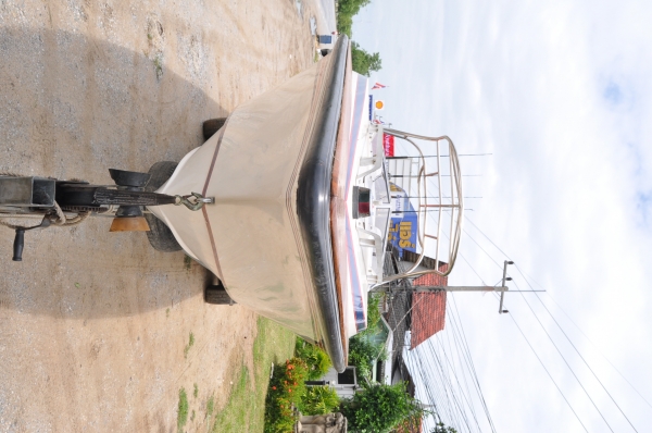 ขายเรือยอร์ช ...... Fountain เป็นเรือความเร็วสูง  ........... 33 ฟุต ( เรือนอก )