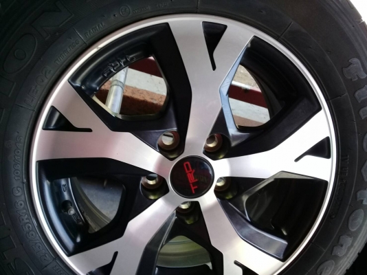 แม็ก VIGO. TRD ขอบ 16" 5รู114 พร้อมยาง