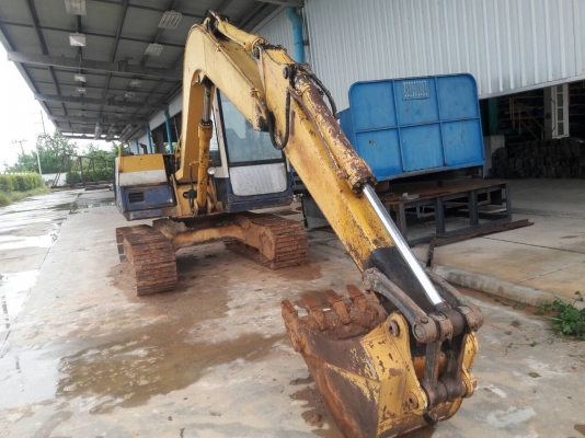 รถแบคโฮ KOMATSU  PC 60 - 6.      สนใจติดต่อ  081 - 9706989