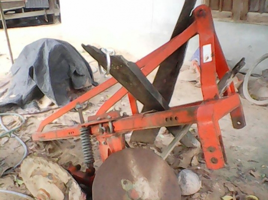 ขายตามสภาพ ผาล 4  LCS ใบ 22 ใช้กับรถไถ 34/36/45 ของอยู่ครบ แต่ยังไม่ได้ประกอบ