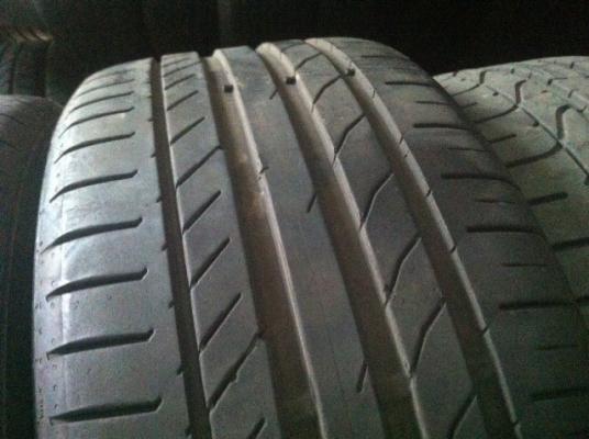 ขายยาง CONTINENTAL 225-40-19 ดอกงามๆ (1คู่)