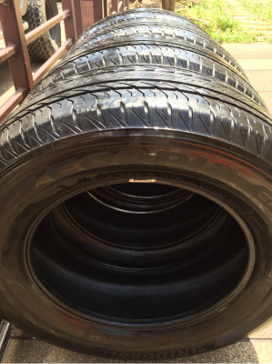 ยาง Bridgestone 245 65 17 ปี16 ดอกเต็ม ไม่มีปะ ใช้ยาว ราคาไม่แพง