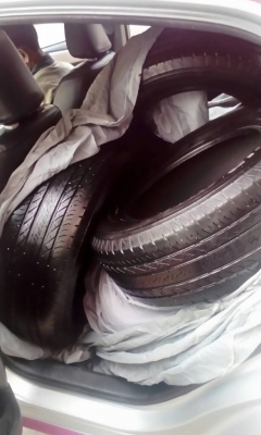 ยาง Bridgestone 245 65 17 ปี16 ดอกเต็ม ไม่มีปะ ใช้ยาว ราคาไม่แพง