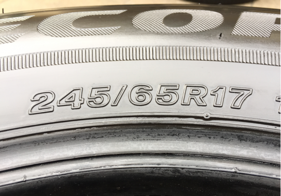 ยาง Bridgestone 245 65 17 ปี16 ดอกเต็ม ไม่มีปะ ใช้ยาว ราคาไม่แพง