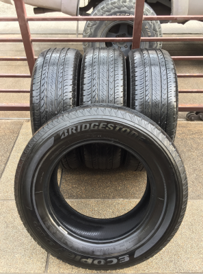 ยาง Bridgestone 245 65 17 ปี16 ดอกเต็ม ไม่มีปะ ใช้ยาว ราคาไม่แพง