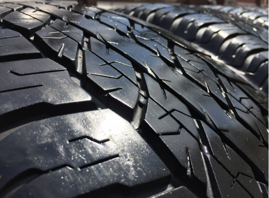 ยาง Dunlop 265 65 17 กลางปี16 ดอกเต็ม ไม่มีปะ ใช้ยาว ราคาไม่แพง