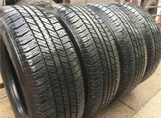 ยาง Bridgestone 265 65 17 ปี15 ดอกเต็ม ไม่มีปะ ใช้ยาว ราคาไม่แพง