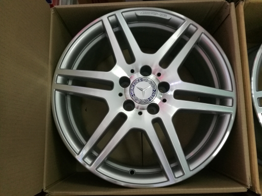 แม็กBENZ amgแท้ a212 ขอบ18 ราคา22000 แม็กBENZ amgแท้ a212 ขอบ18 ราคา22000