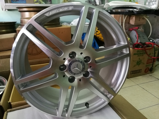 แม็กBENZ amgแท้ a212 ขอบ18 ราคา22000 แม็กBENZ amgแท้ a212 ขอบ18 ราคา22000