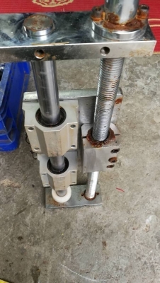 700 บ. ส่งฟรี083-2000058  LINE ID: line832923 ชุดรางเลื่อนสไลน์ตามเคลื่อนที่แนวแกน ใช้การหมุนด้วยมือหรือผ่านมอเตอร์เล็กๆได้ รายละเอียดตามภาพ(มี3ชุด)