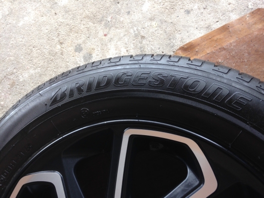 ยาริส TRD 2016 พร้อมยางใหม่ๆ