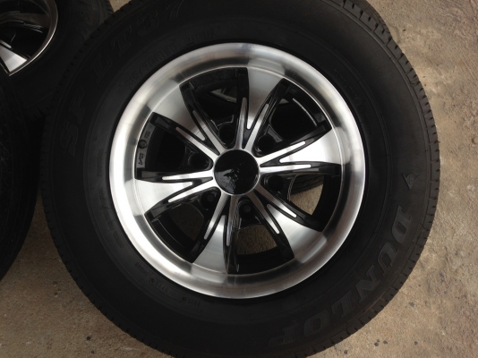 แม็ก JRD ขอบ15 พร้อมยางใหม่ๆ