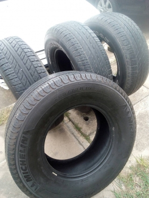 265/70R16  ชุด 4 เส้น  tel. 081-427-3941