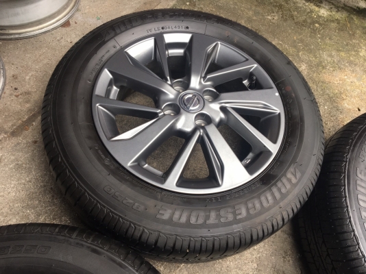 แม็กป้ายแดง Nissan Almera Sportech พร้อมยางป้ายแดง 185-65-15  Bridgestone