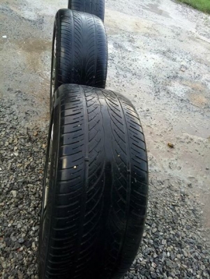 !!!!!!!!!!  ขายแม็ก พร้อมยาง. 265/50 R 20 6 รู ยางปี 14 ไม่บวม แม็กไม่คด ไม่ดุ้ง