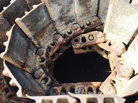 ขายโซ่ พร้อมเเผ่น ใส่ได้หลายรุ่น. Hitachi ex 200-1 kato hd 700 Kobe 907 d มาคทู daewoo dh 220  hundai 200  ????????ร